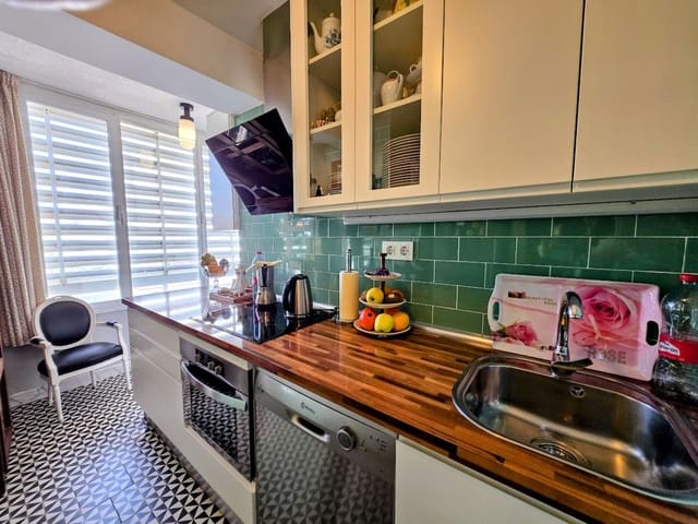 2 makuuhuone Huoneisto myytävänä paikassa Torremolinos - 315 000 € (Ref: 9439142)