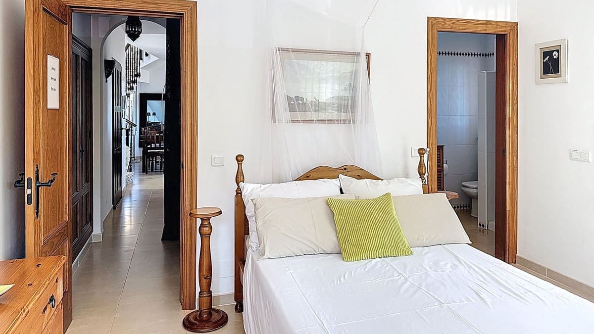 3 soverom Villa til salgs i Arenas - € 695 000 (Ref: 9439144)