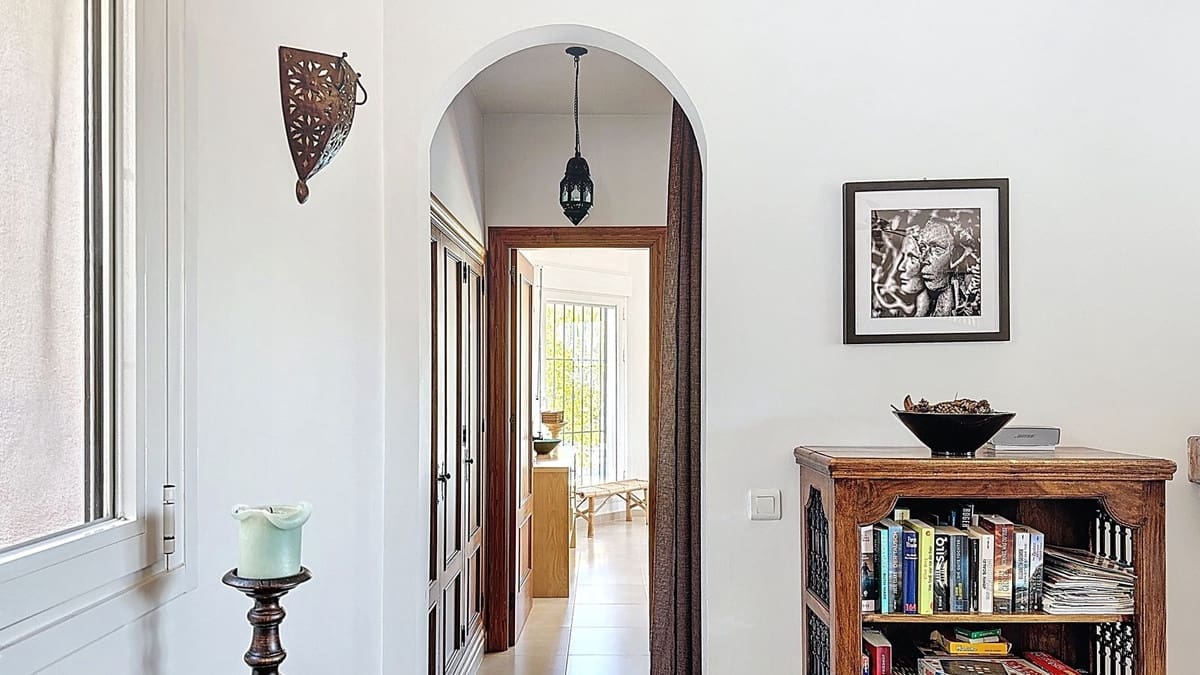 3 soverom Villa til salgs i Arenas - € 695 000 (Ref: 9439144)