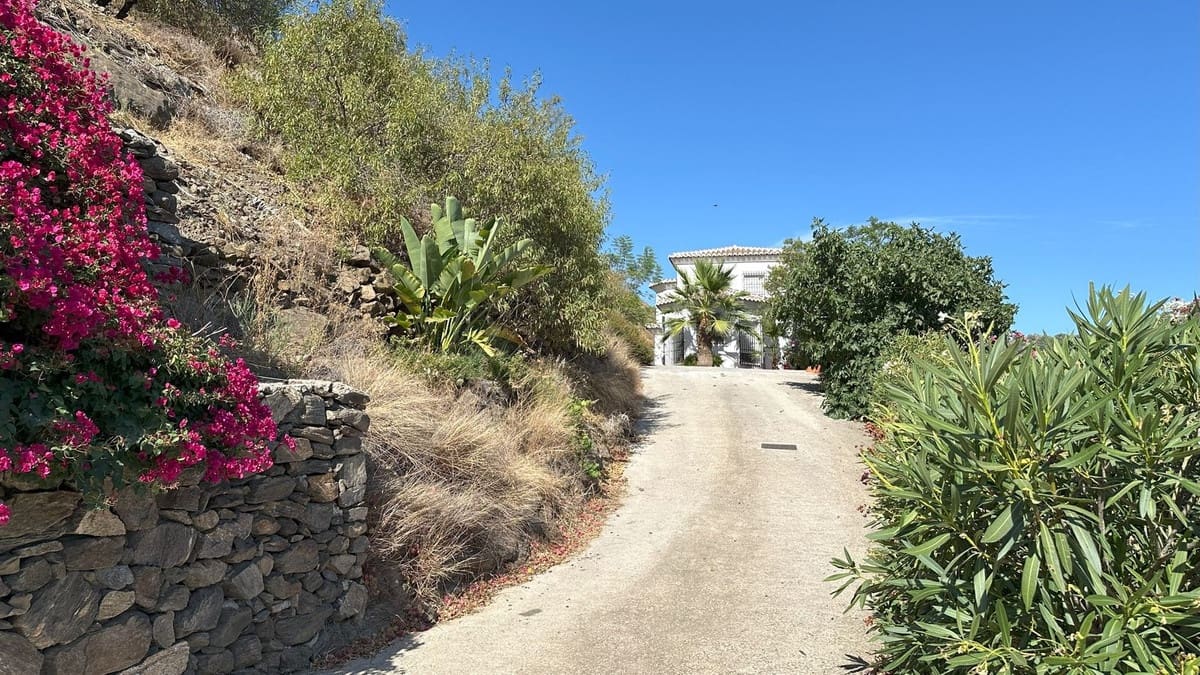 3 soverom Villa til salgs i Arenas - € 695 000 (Ref: 9439144)