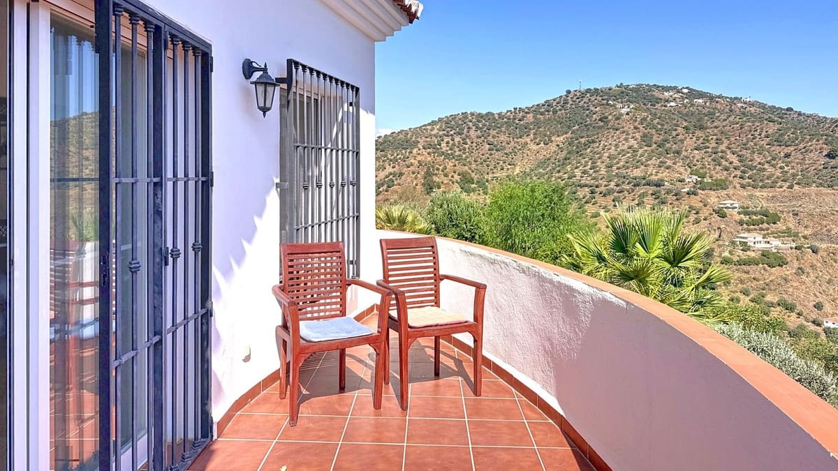 3 soverom Villa til salgs i Arenas - € 695 000 (Ref: 9439144)