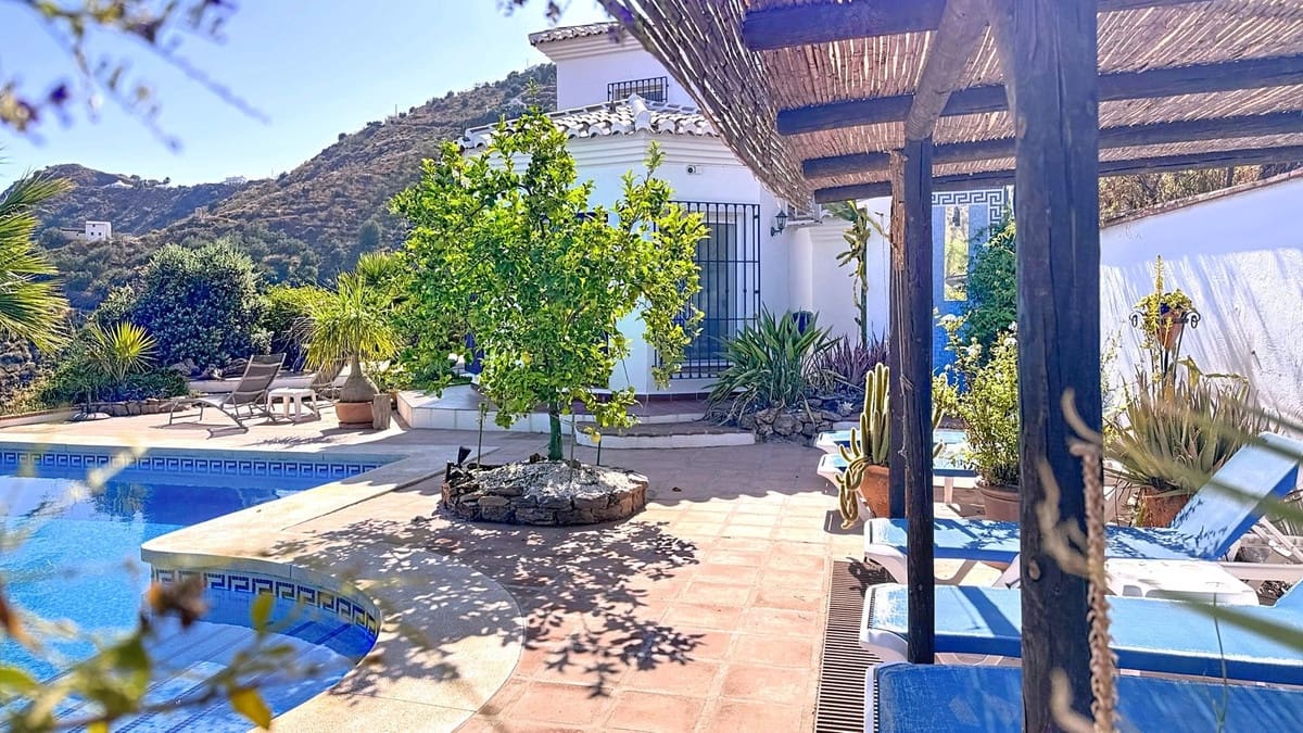 3 soverom Villa til salgs i Arenas - € 695 000 (Ref: 9439144)