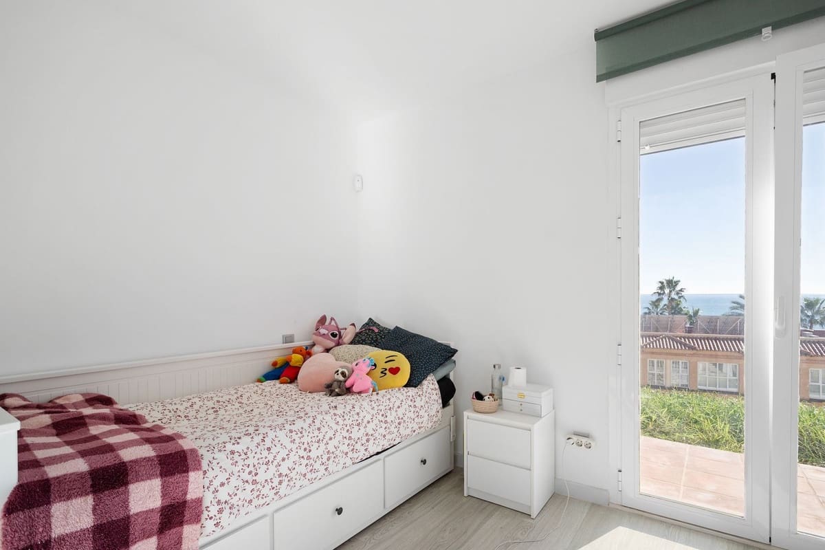 3 camera da letto Villa in vendita in El Faro - 990.000 € (Rif: 9439146)