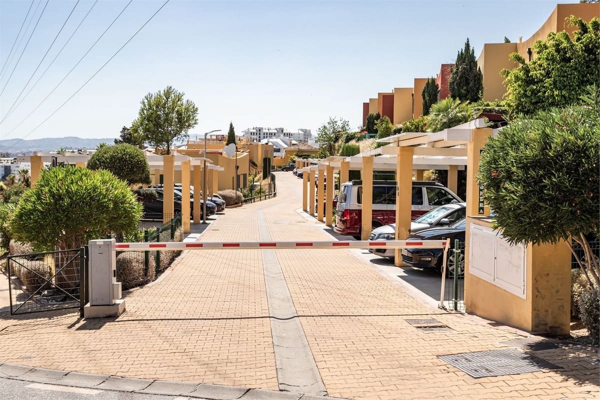 2 soverom Penthouse til salgs i Fuengirola - € 525 000 (Ref: 9439148)