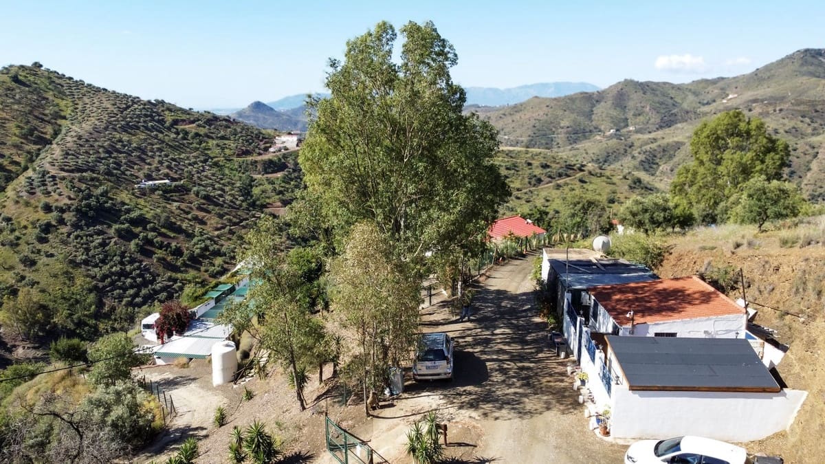 4 soverom Finca/Herregård til salgs i Almogia med svømmebasseng - € 299 000 (Ref: 9439157)