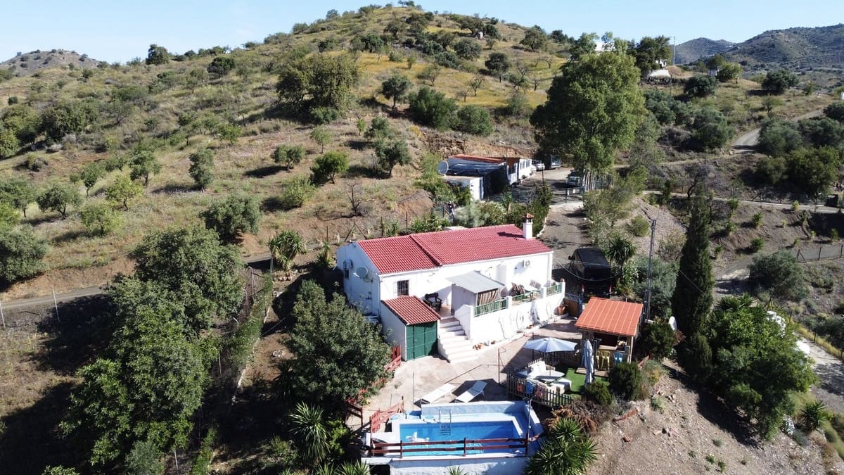 4 soverom Finca/Herregård til salgs i Almogia med svømmebasseng - € 299 000 (Ref: 9439157)