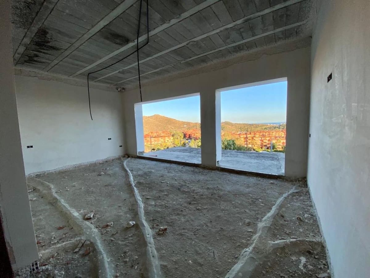 5 soveværelse Villa til salg i Las Chapas - € 950.000 (Ref: 9439159)