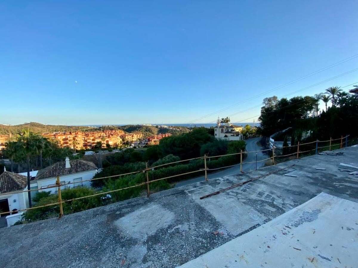 Chalet de 5 habitaciones en Las Chapas en venta - 950.000 € (Ref: 9439159)