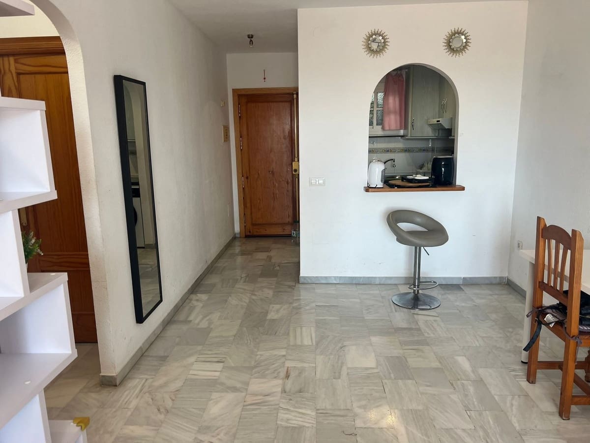 2 sypialnia Apartament na sprzedaż w El Faro - 267 000 € (Ref: 9439160)