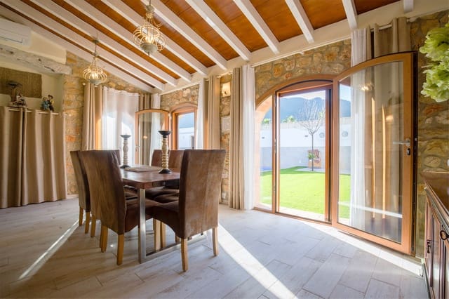 12 bedroom Finca/Country House for sale in Llíber - € 1,550,000 (Ref: 9439161)