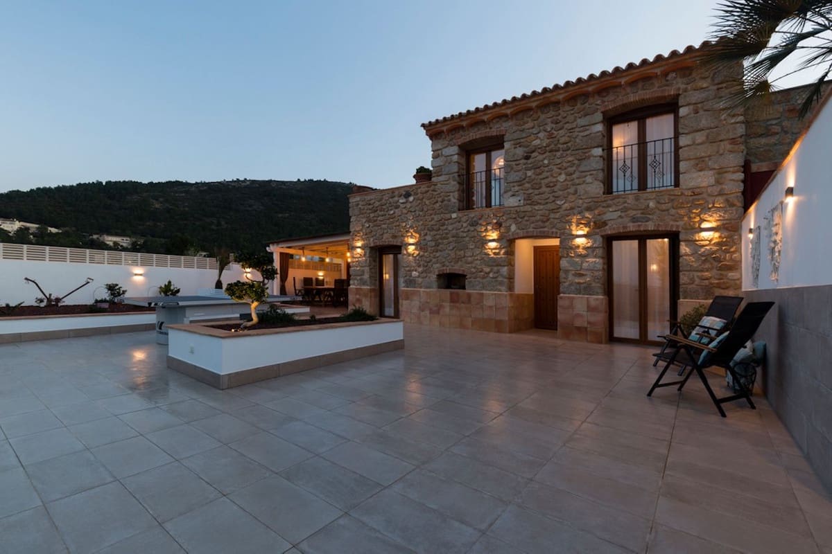 12 bedroom Finca/Country House for sale in Lliber - € 1,550,000 (Ref: 9439161)