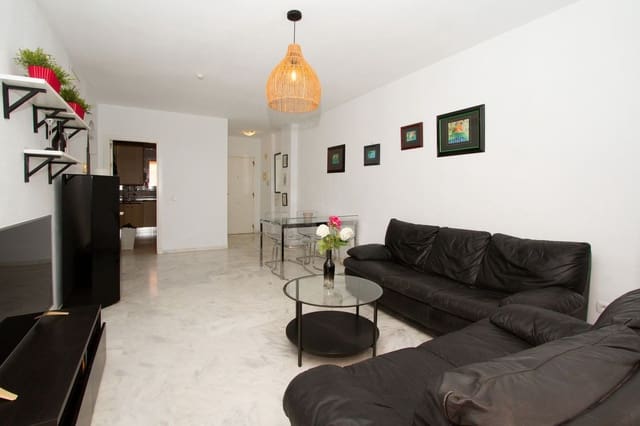 Ático de 2 habitaciones en La Reserva, Marbella en venta - 359.000 € (Ref: 9439162)