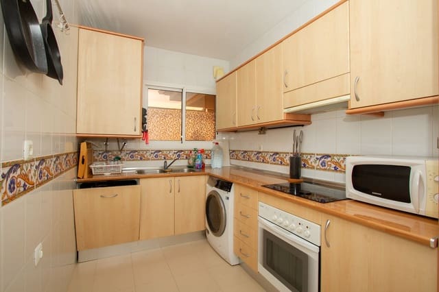 Ático de 2 habitaciones en La Reserva, Marbella en venta - 359.000 € (Ref: 9439162)