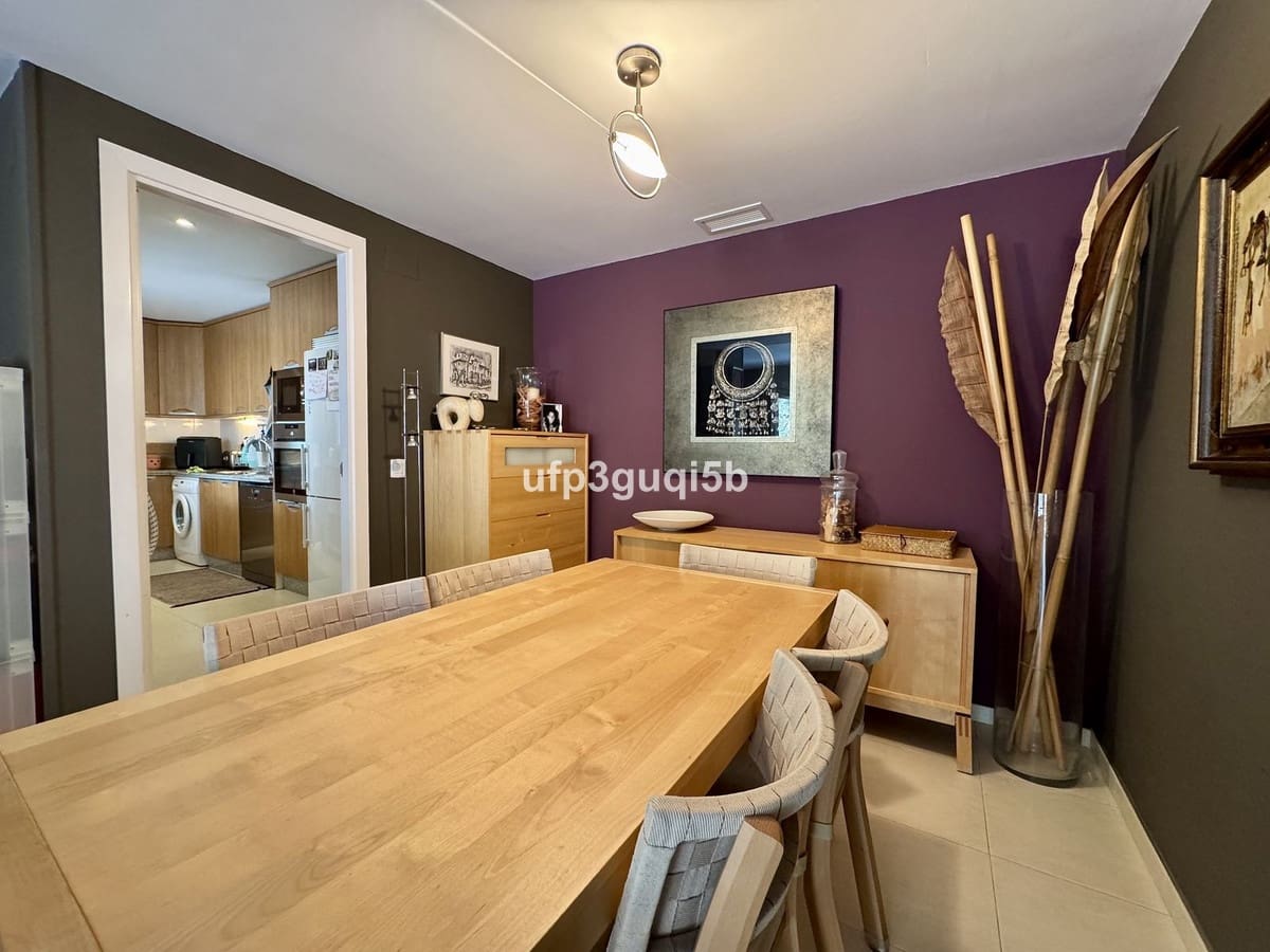 2 slaapkamer Penthouse te koop in Torrequebrada - € 399.990 (Ref: 9439165)