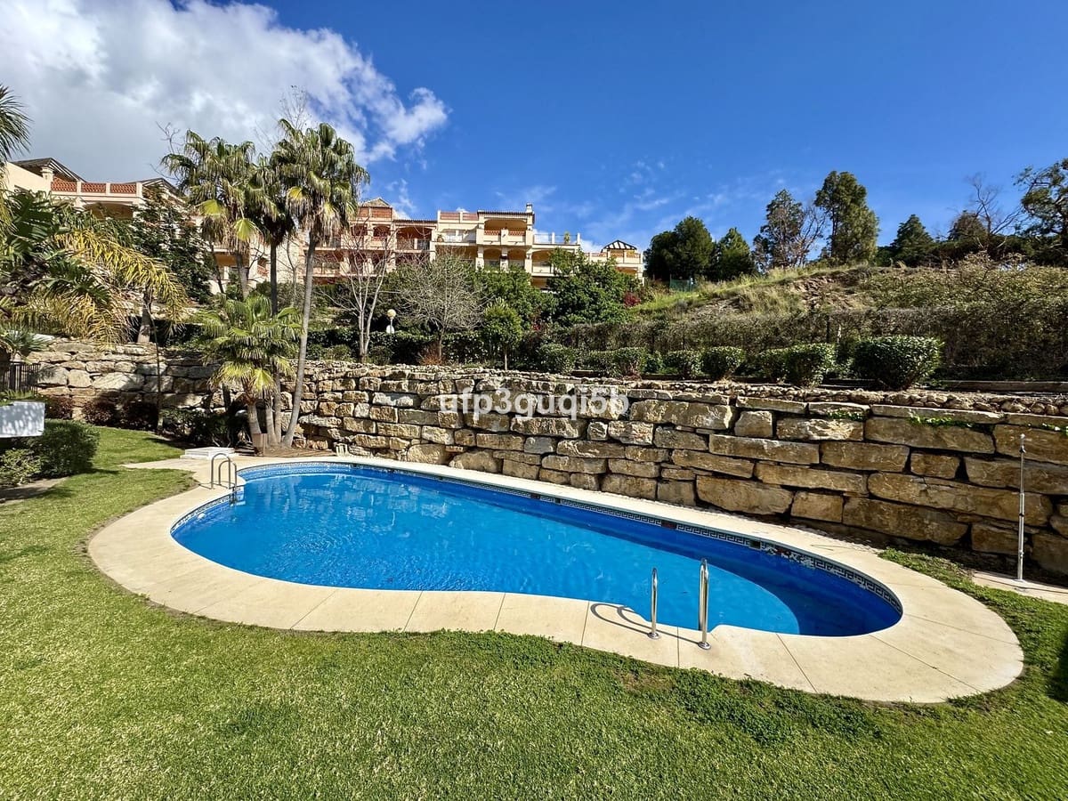 2 slaapkamer Penthouse te koop in Torrequebrada - € 399.990 (Ref: 9439165)