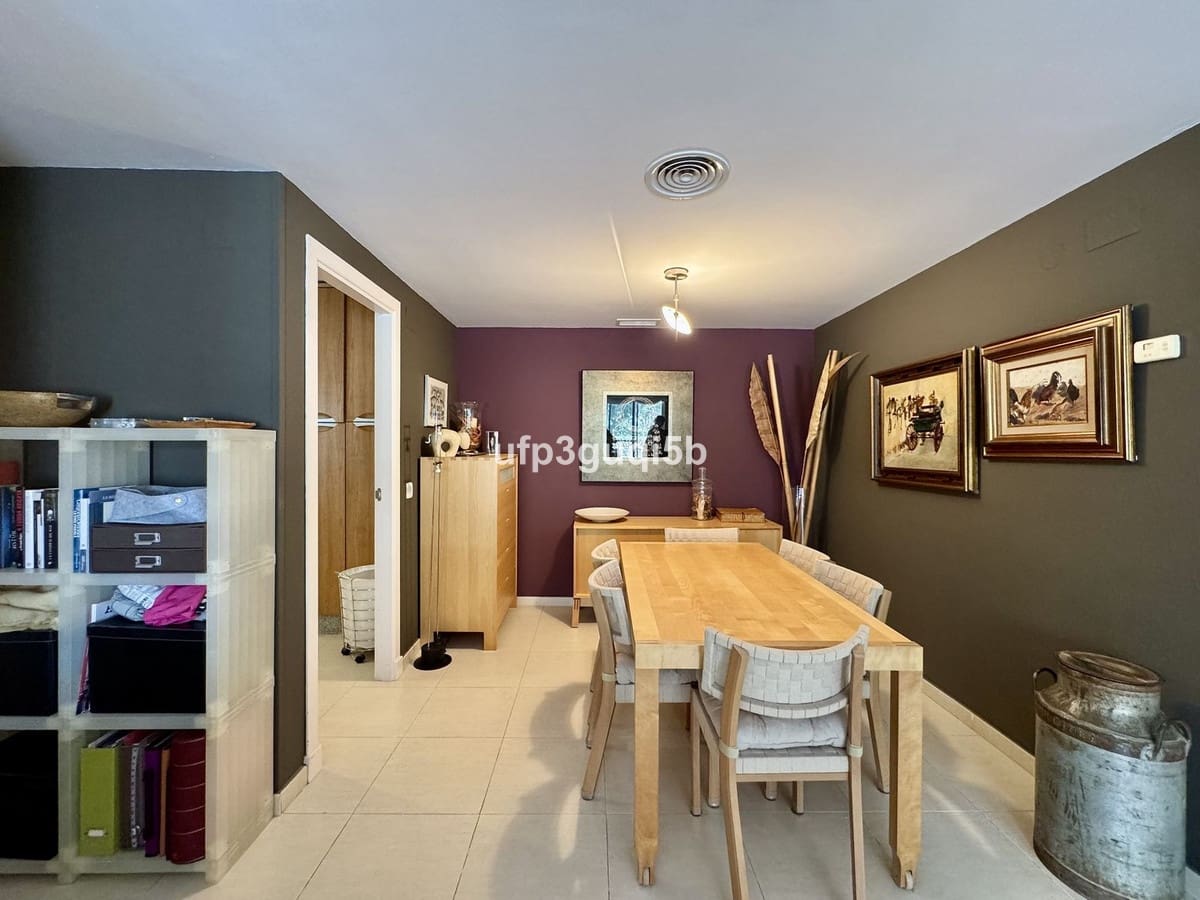 2 slaapkamer Penthouse te koop in Torrequebrada - € 399.990 (Ref: 9439165)