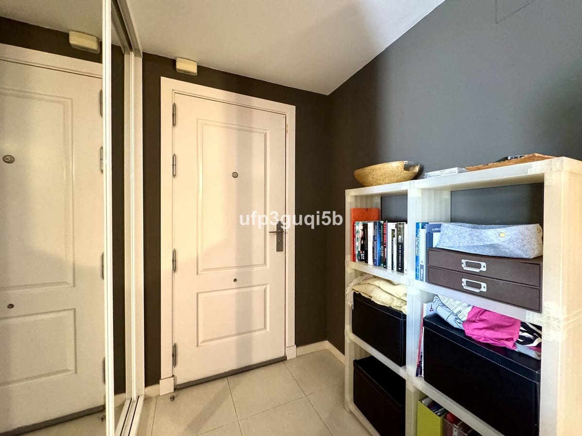 2 slaapkamer Penthouse te koop in Torrequebrada - € 399.990 (Ref: 9439165)