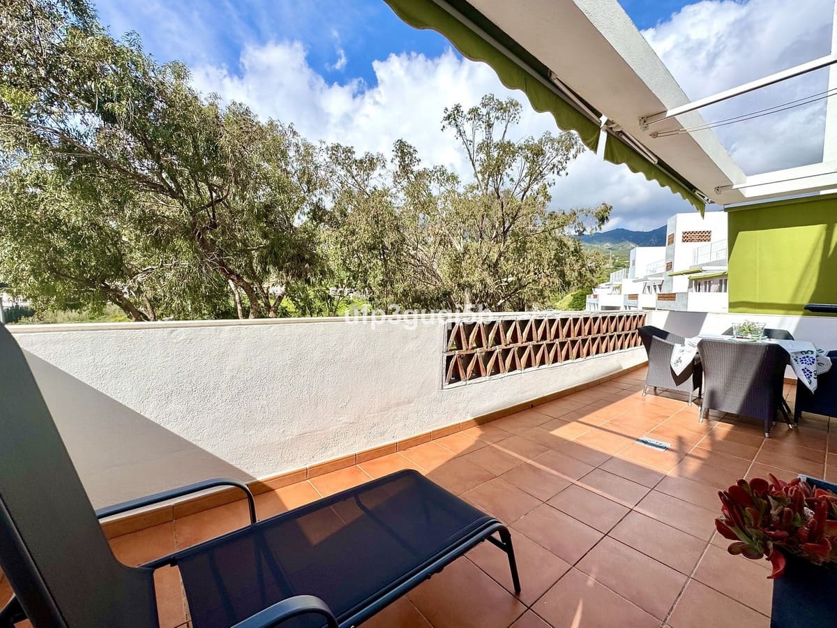 2 slaapkamer Penthouse te koop in Torrequebrada - € 399.990 (Ref: 9439165)