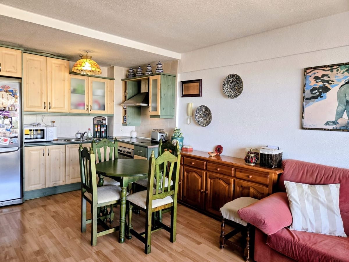 Apartamento de 1 habitación en Torremolinos en venta con garaje - 300.000 € (Ref: 9439166)