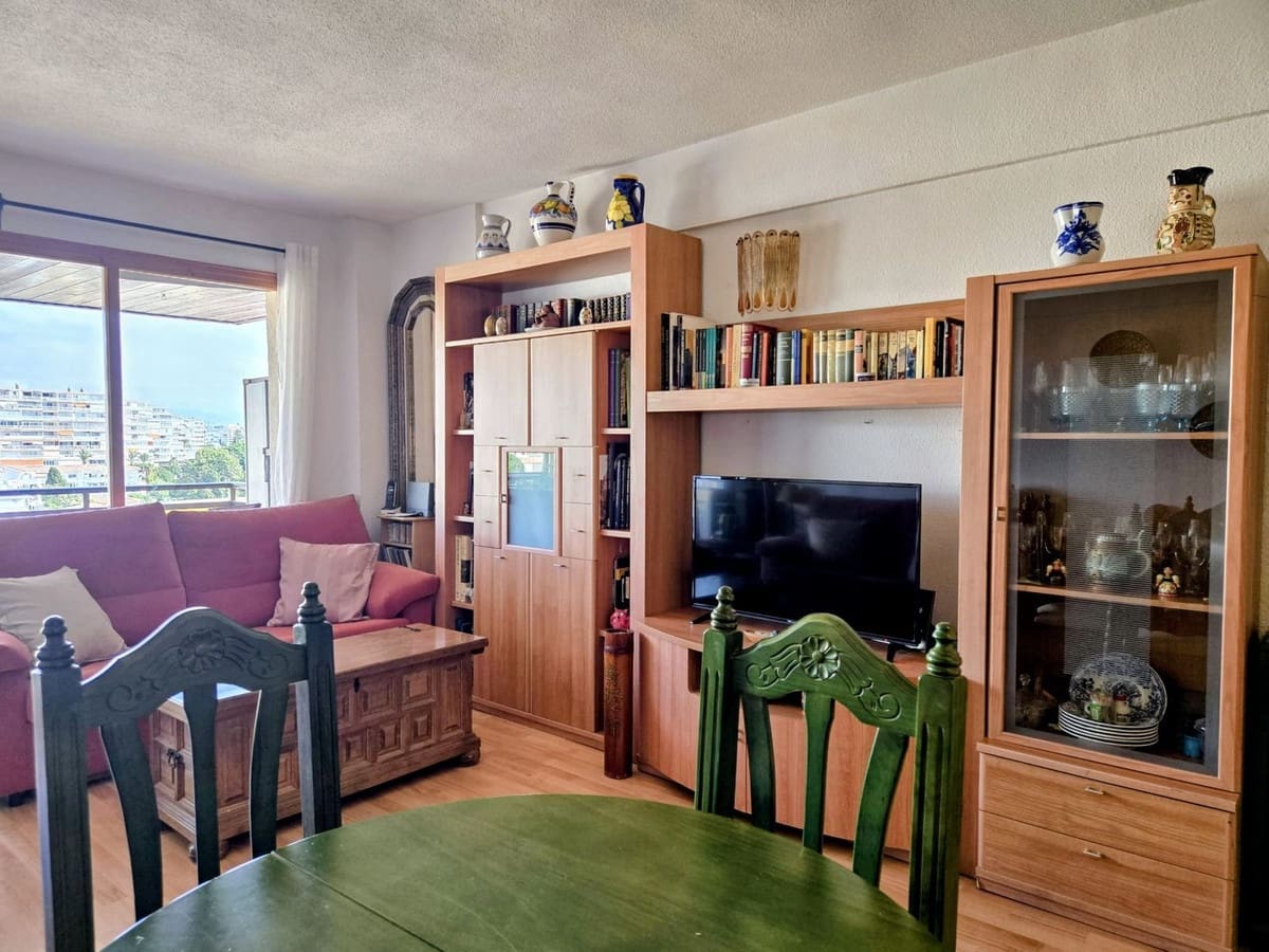 Apartamento de 1 habitación en Torremolinos en venta con garaje - 300.000 € (Ref: 9439166)