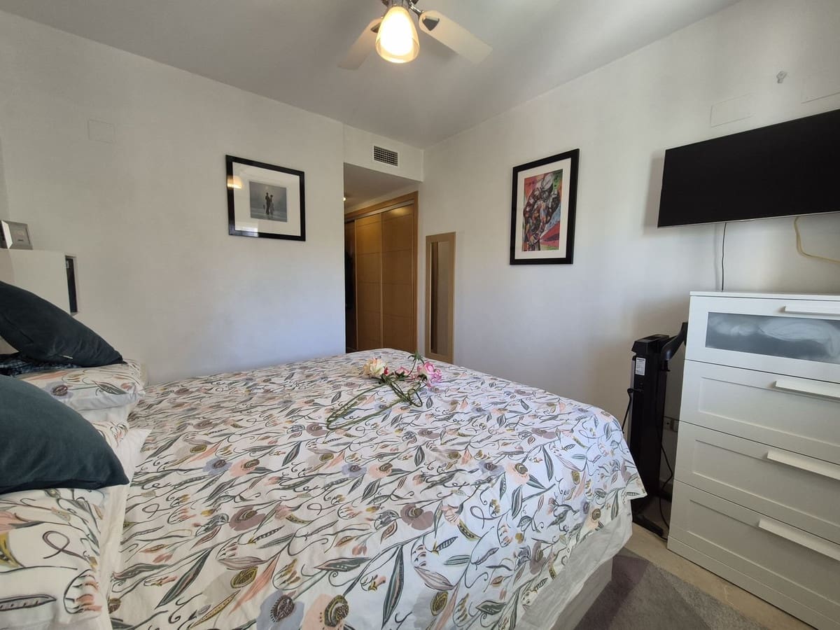 2 slaapkamer Appartement te koop in San Luis de Sabinillas - € 299.000 (Ref: 9439167)