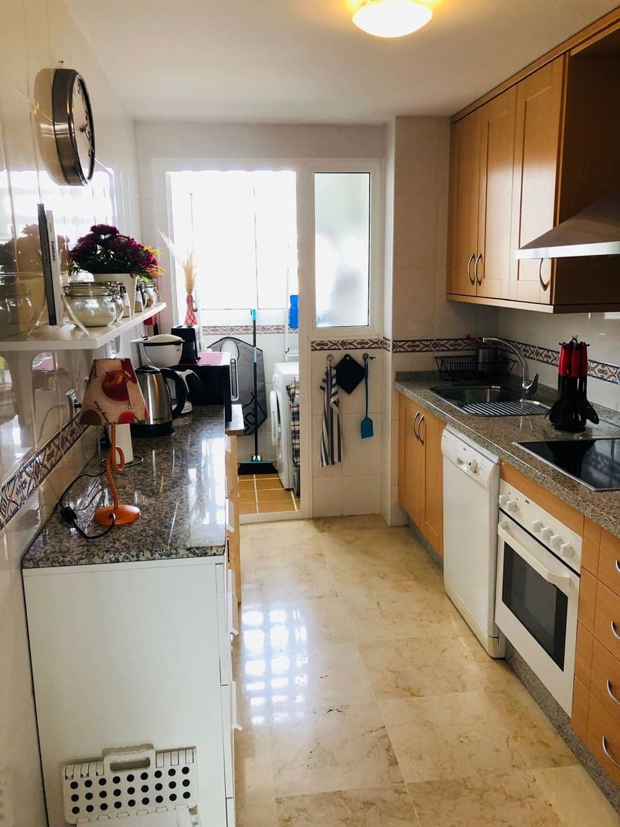 2 bedroom Apartment for sale in San Luis de Sabinillas - € 295,000 (Ref: 9439169)