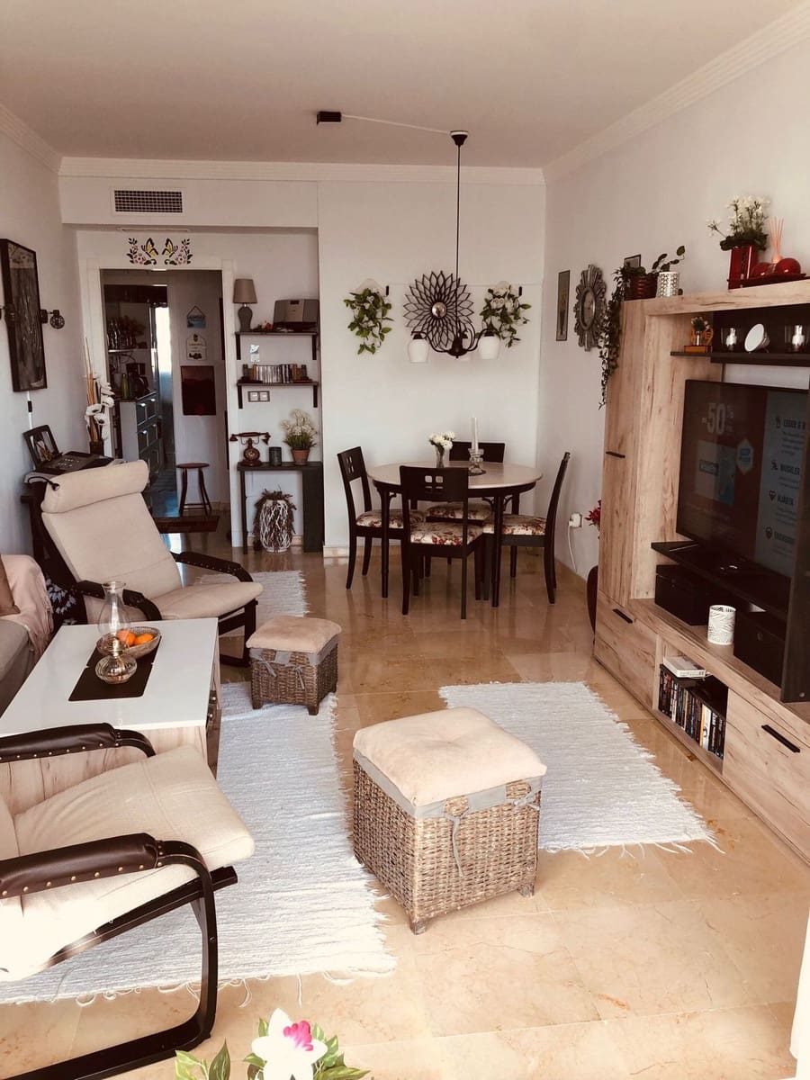 2 bedroom Apartment for sale in San Luis de Sabinillas - € 295,000 (Ref: 9439169)