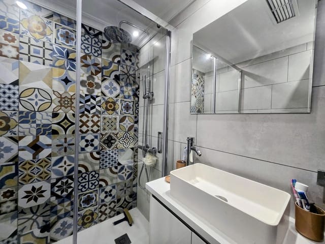 1 makuuhuone Huoneisto myytävänä paikassa Torremolinos - 329 000 € (Ref: 9439171)