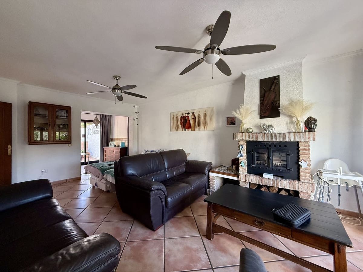 3 bedroom Finca/Country House for sale in Calypso with pool - € 520,000 (Ref: 9439172)