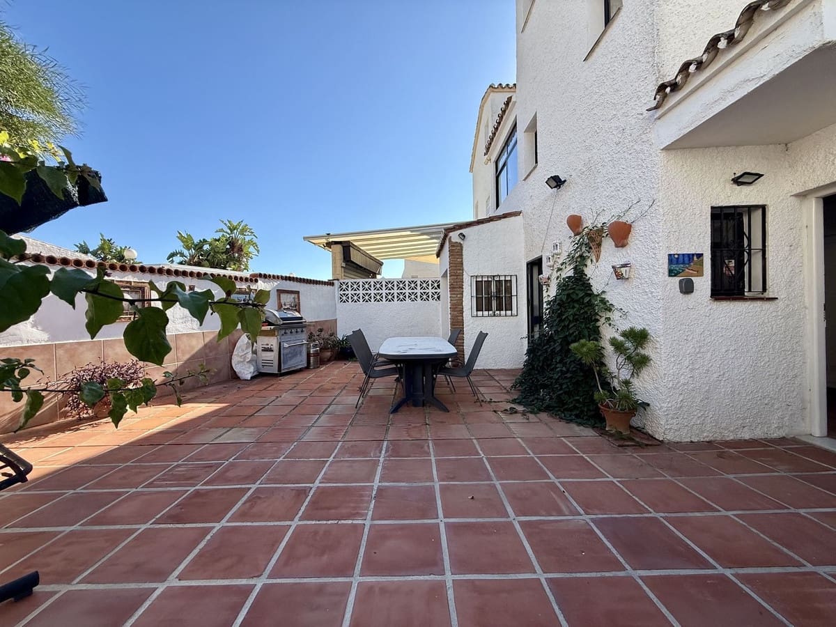 3 bedroom Finca/Country House for sale in Calypso with garage - € 520,000 (Ref: 9439172)