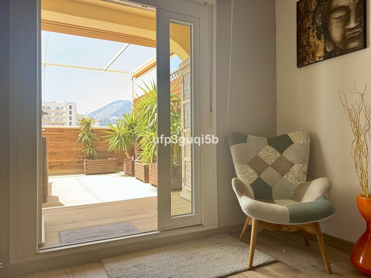 2 makuuhuone Huoneisto myytävänä paikassa Torrequebrada - 375 000 € (Ref: 9439174)