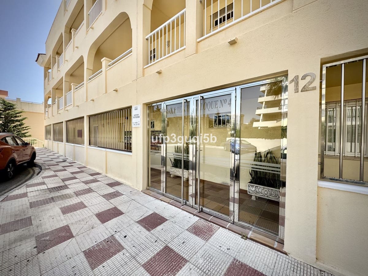 2 makuuhuone Huoneisto myytävänä paikassa Torrequebrada - 375 000 € (Ref: 9439174)