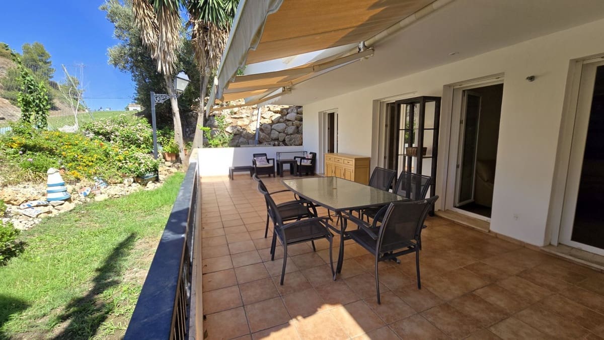 2 soveværelse Lejlighed til salg i Miraflores - € 325.000 (Ref: 9439177)