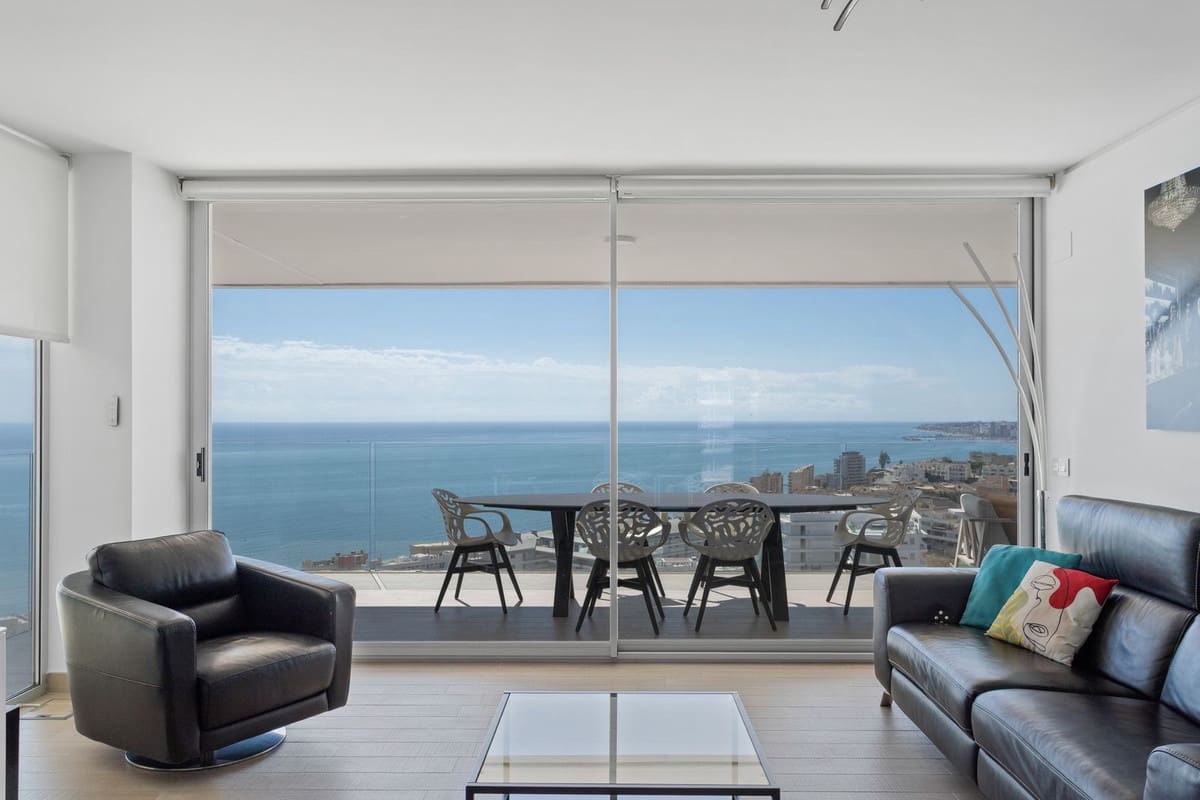 3 makuuhuone Huoneisto myytävänä paikassa Fuengirola - 1 050 000 € (Ref: 9439179)