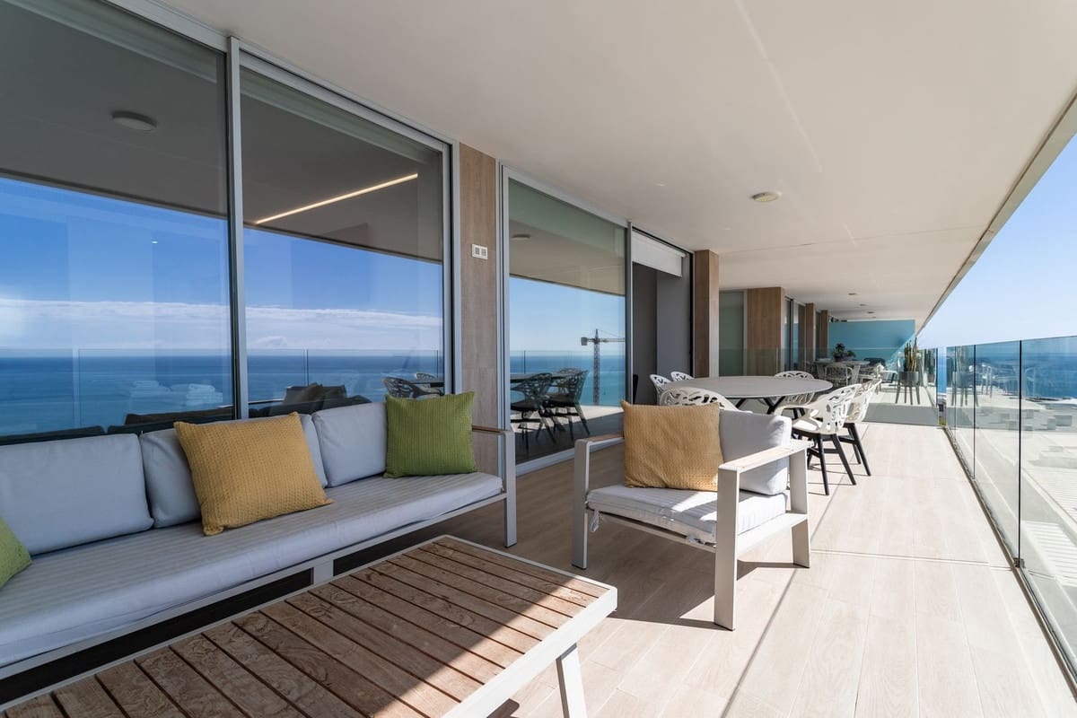 3 makuuhuone Huoneisto myytävänä paikassa Fuengirola - 1 050 000 € (Ref: 9439179)