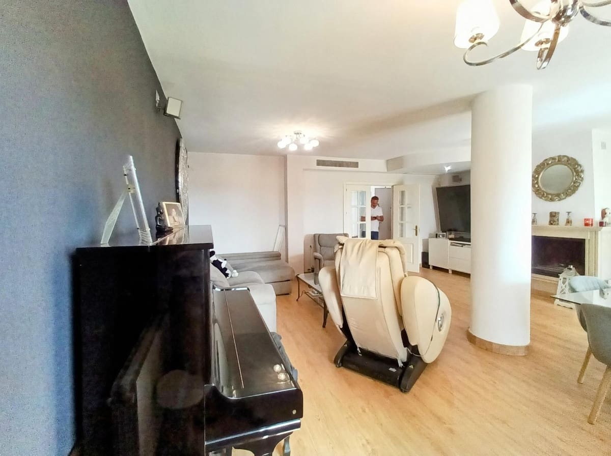 4 quarto Quinta/Casa Rural para venda em Churriana - 949 000 € (Ref: 9439180)