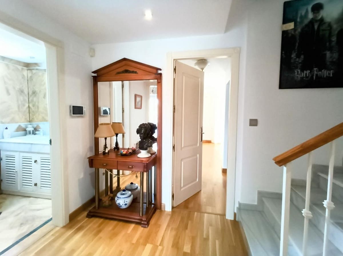 4 quarto Quinta/Casa Rural para venda em Churriana - 949 000 € (Ref: 9439180)