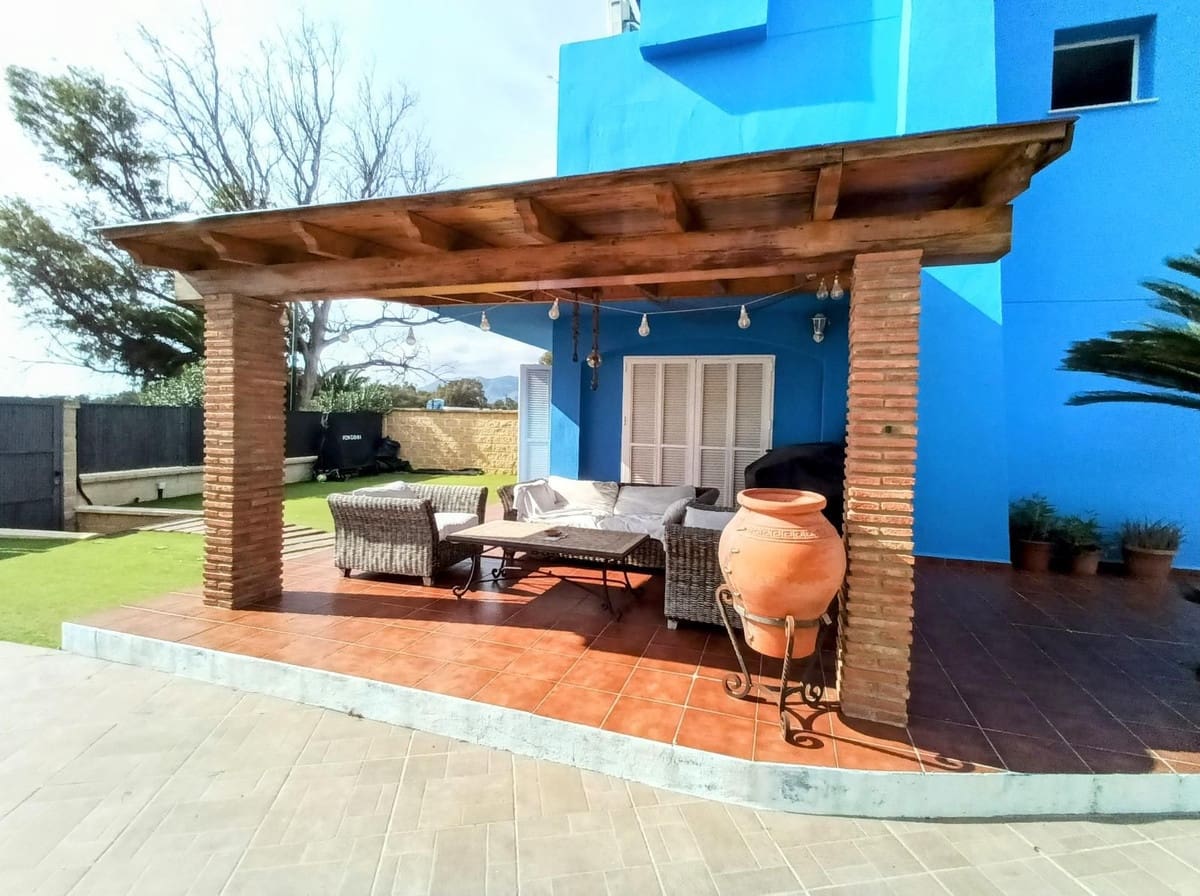 4 quarto Quinta/Casa Rural para venda em Churriana - 949 000 € (Ref: 9439180)