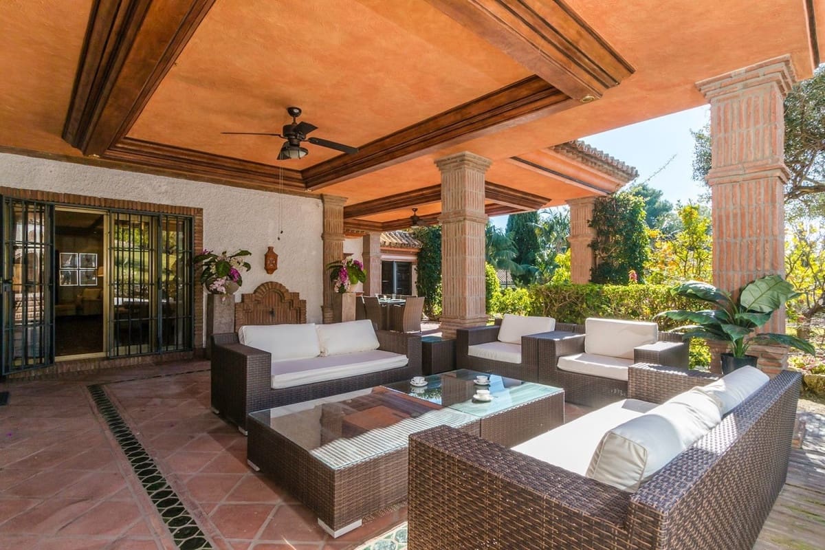 4 makuuhuone Huvila myytävänä paikassa Marbella - 2 800 000 € (Ref: 9439185)