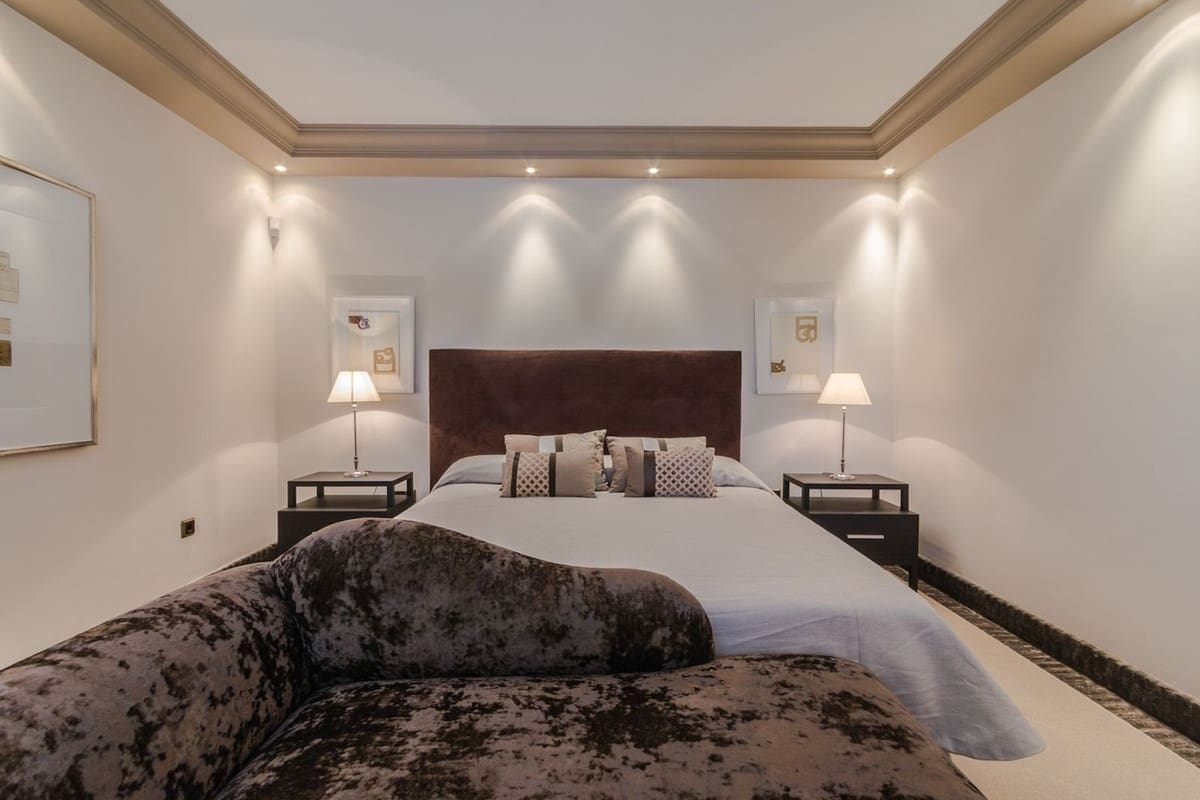 4 quarto Moradia para venda em Marbella - 2 800 000 € (Ref: 9439185)