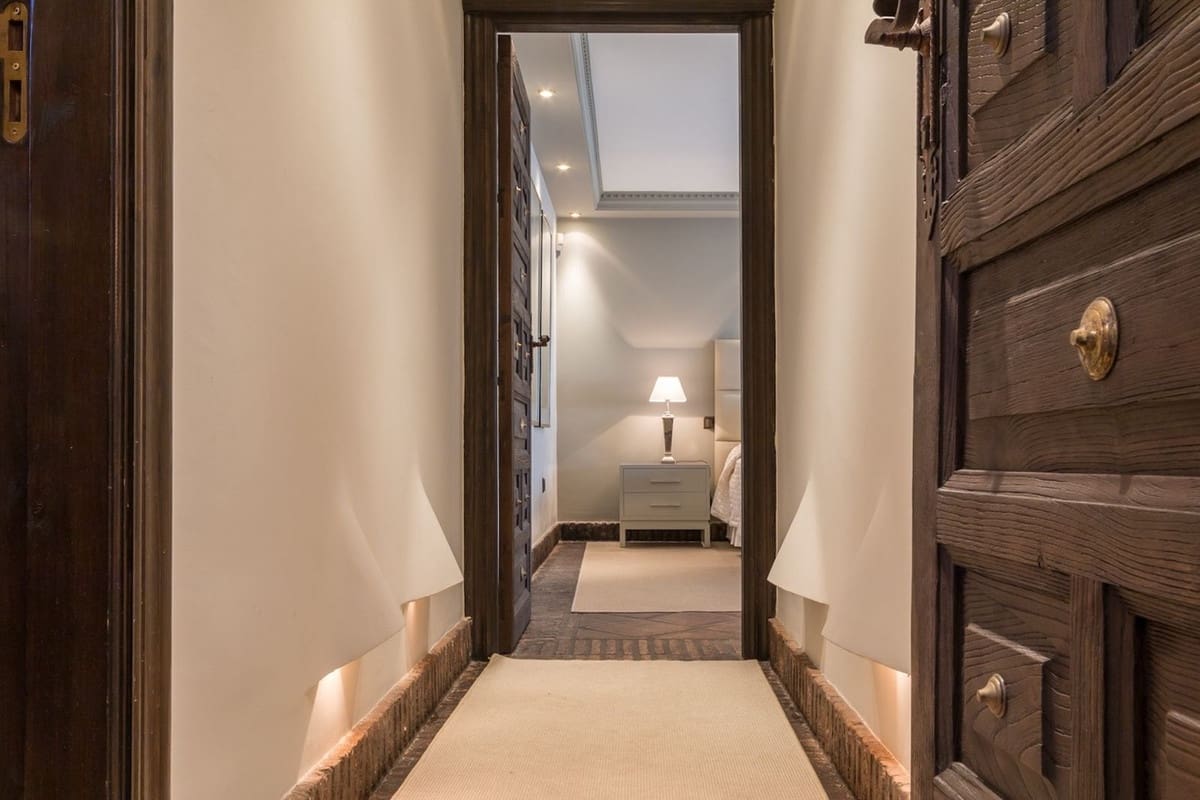 4 quarto Moradia para venda em Marbella - 2 800 000 € (Ref: 9439185)