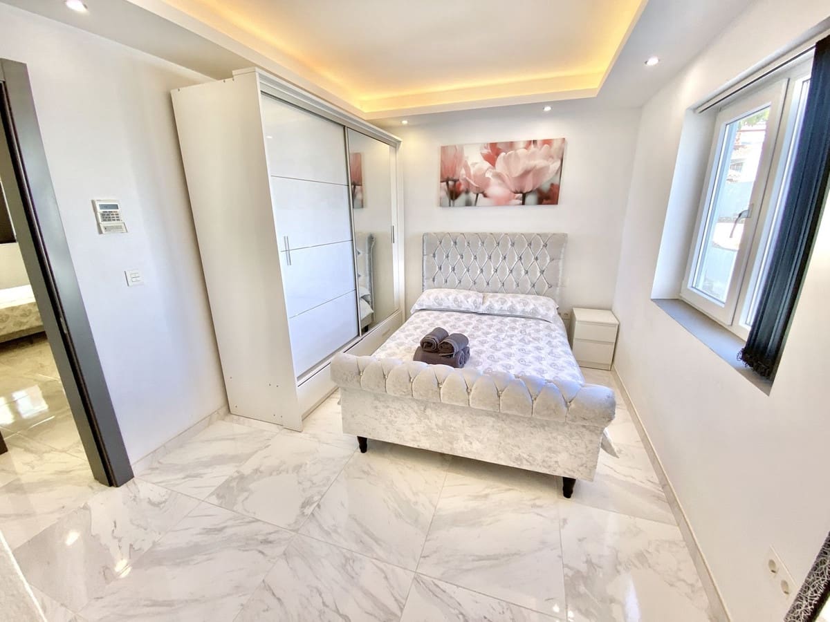 6 soverom Villa til salgs i Benalmadena Costa - € 1 395 000 (Ref: 9439186)