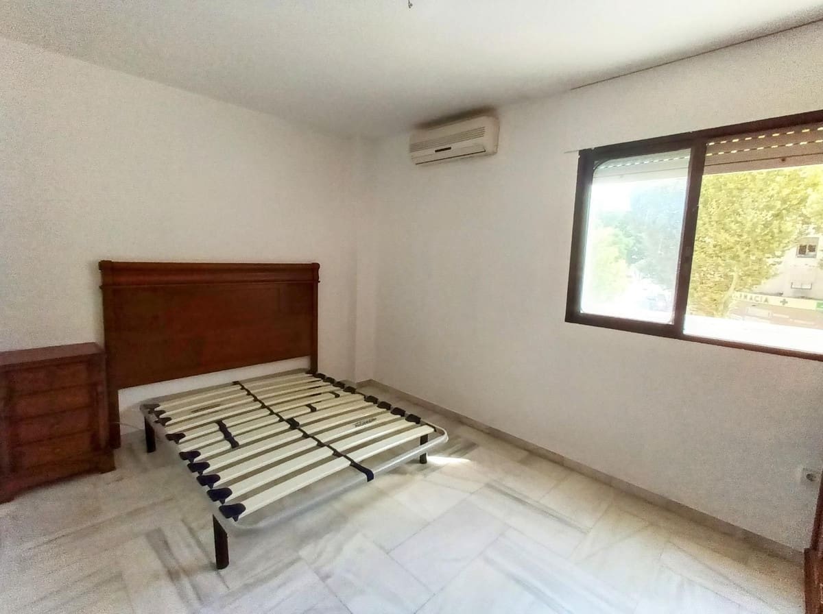 4 bedroom Apartment for sale in Torremolinos - € 560,000 (Ref: 9439190)