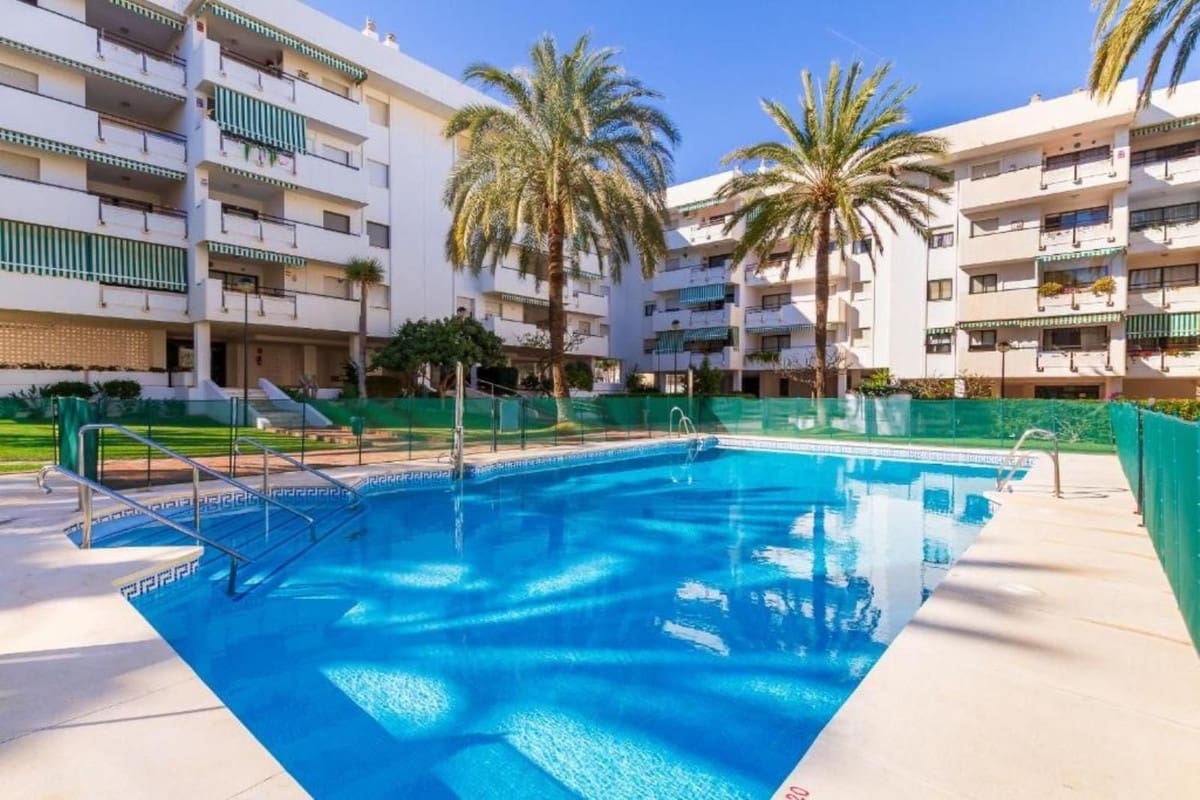 4 bedroom Apartment for sale in Torremolinos - € 560,000 (Ref: 9439190)