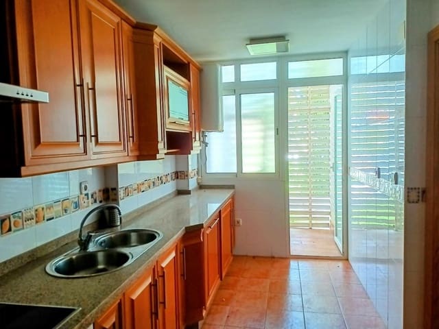 4 bedroom Apartment for sale in Torremolinos - € 560,000 (Ref: 9439190)