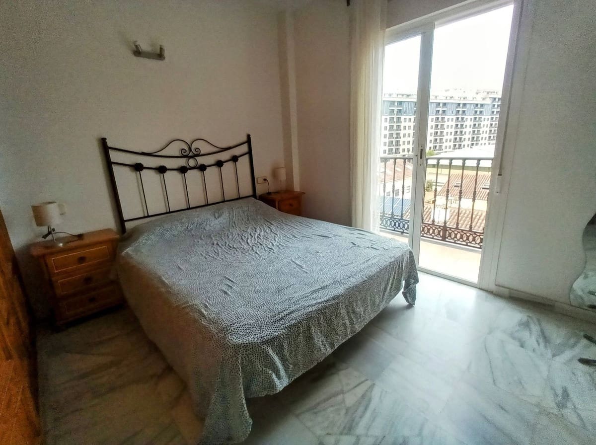 1 slaapkamer Penthouse te koop in Fuengirola - € 270.000 (Ref: 9439193)