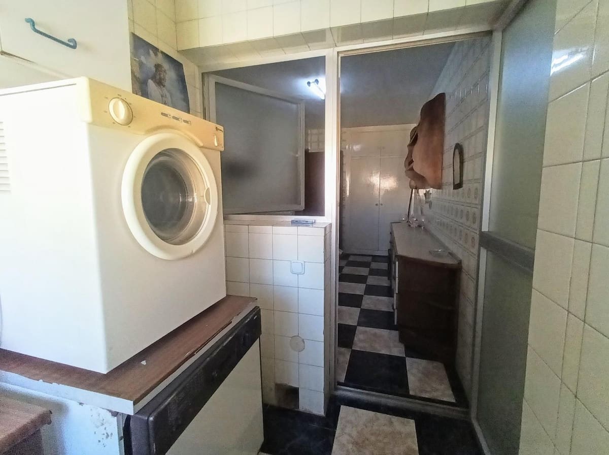 4 sypialnia Apartament na sprzedaż w Miasto Malaga - 373 000 € (Ref: 9439195)