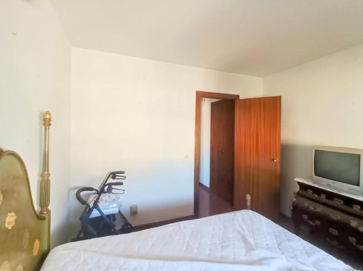 4 sypialnia Apartament na sprzedaż w Miasto Malaga - 373 000 € (Ref: 9439195)