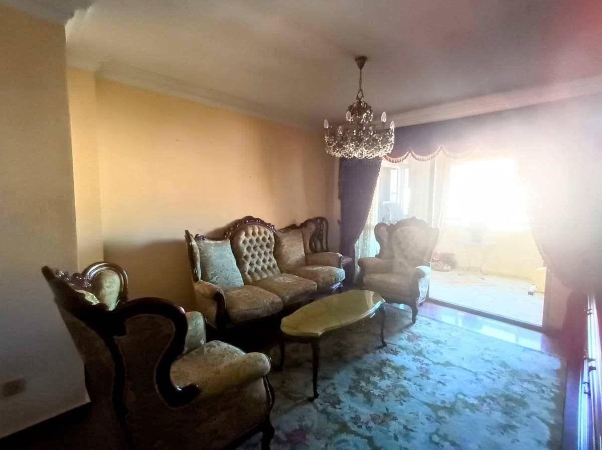 4 sypialnia Apartament na sprzedaż w Miasto Malaga - 373 000 € (Ref: 9439195)