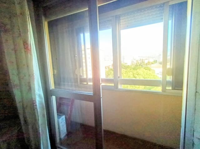 4 chambre Appartement à vendre à La Roca, Malaga ville - 373 000 € (Ref: 9439195)